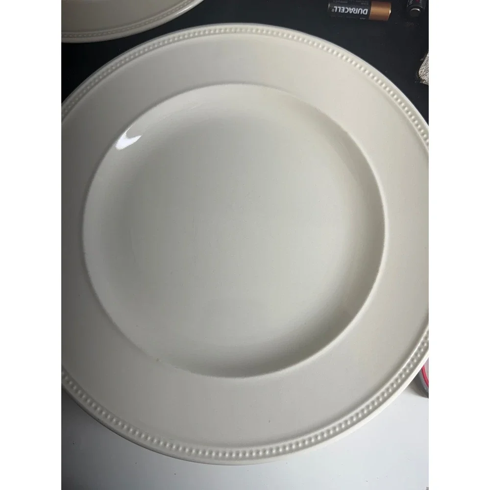 Wedgwood‎ Windsor Cream White Dinner Plates Set of 4 Beaded Rim Made in England